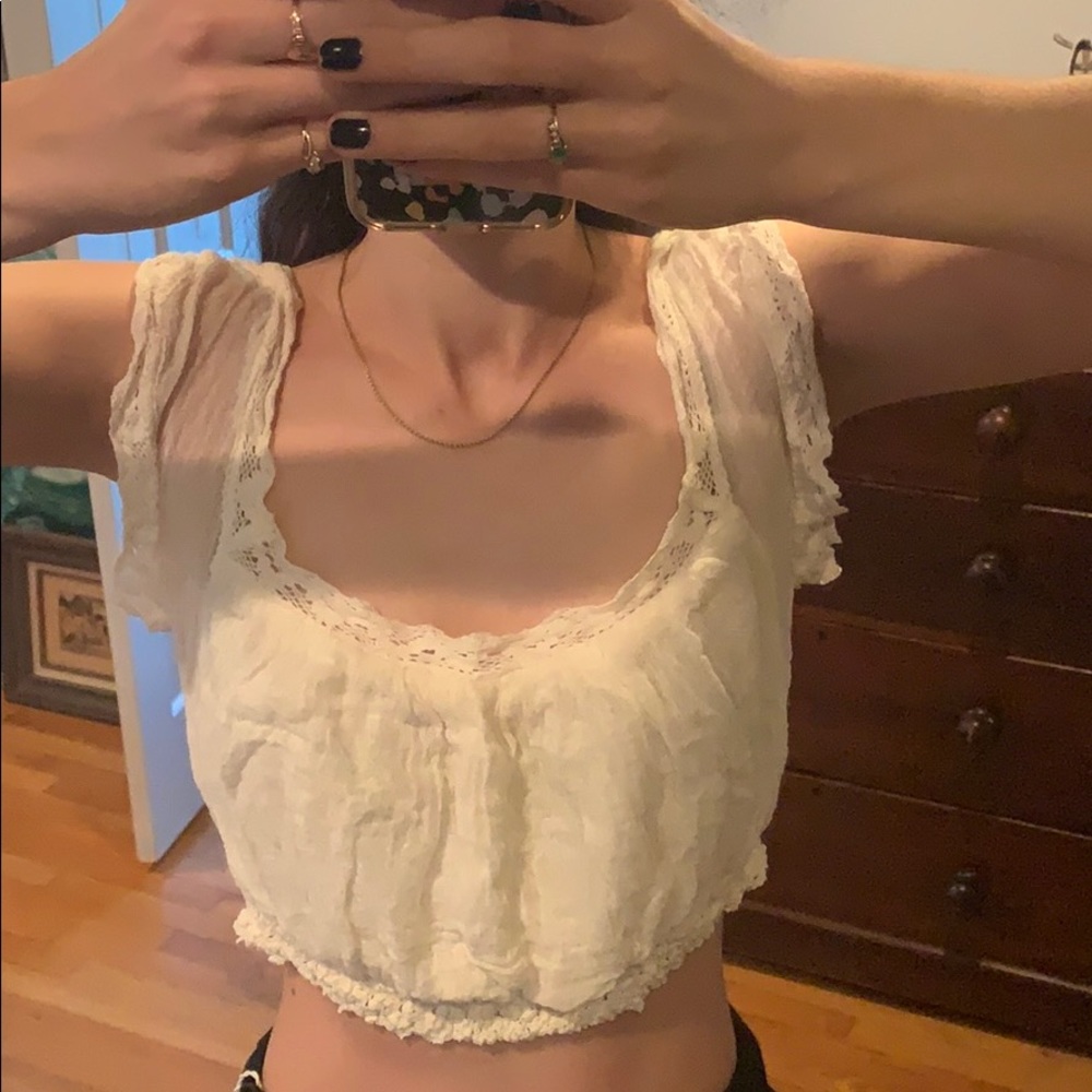 Jen’s Pirate Booty size small top in off white
